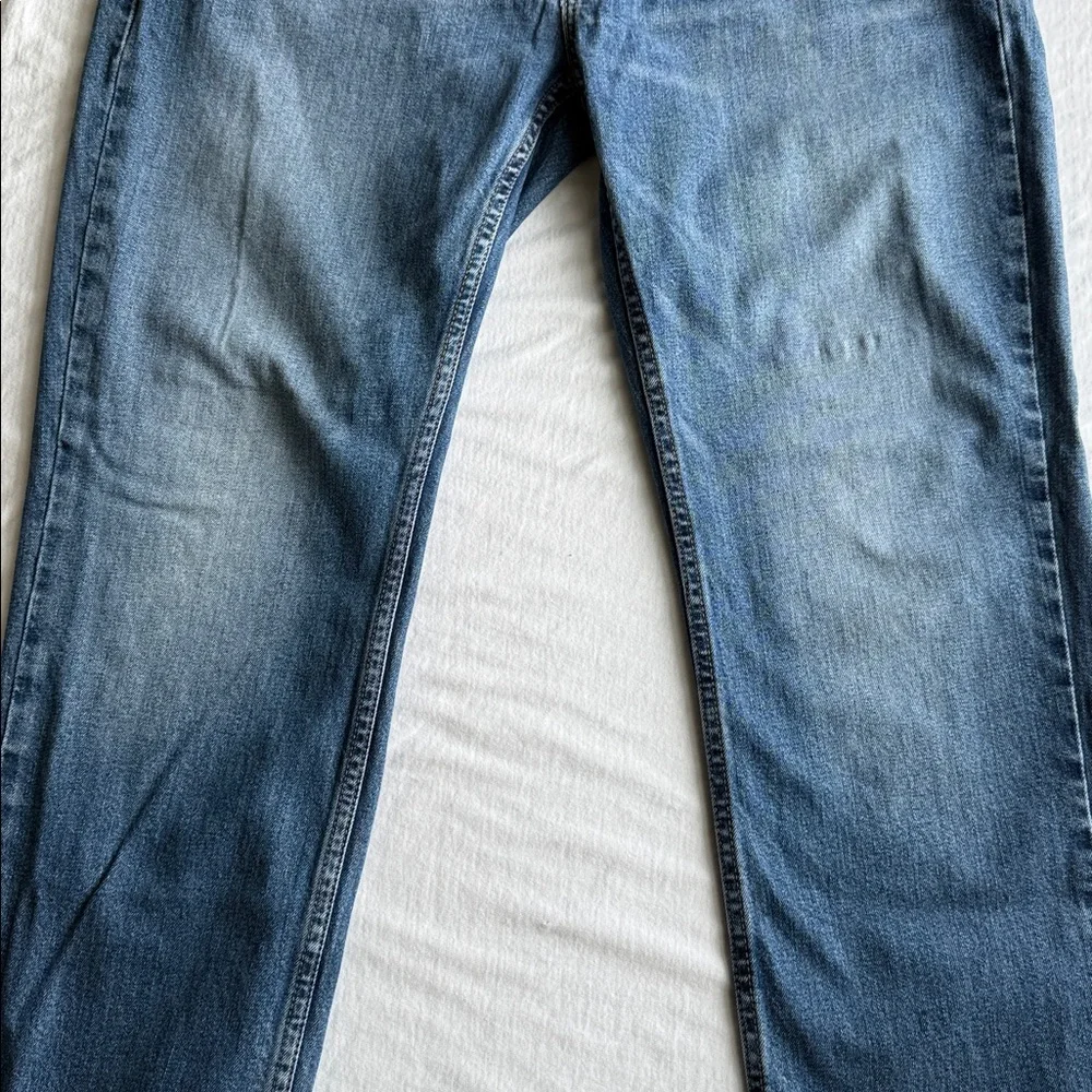Levis 514 Straight Fit Jeans Mens 36X30 Blue Medium Wash Faded Denim